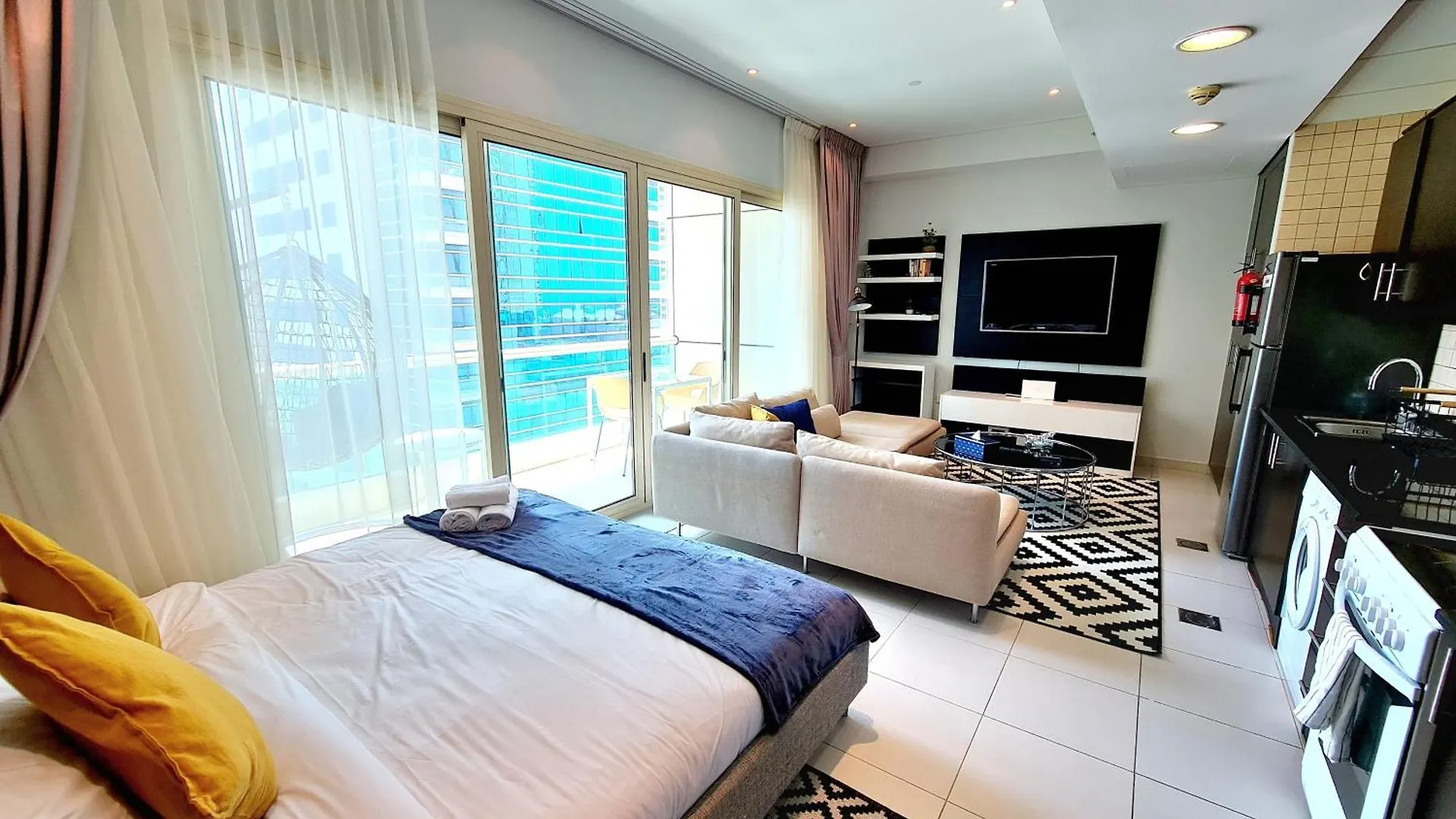 Sunrise Homes - A Lovely Studio Near Jbr Beach Dubai 0*,  United Arab Emirates
